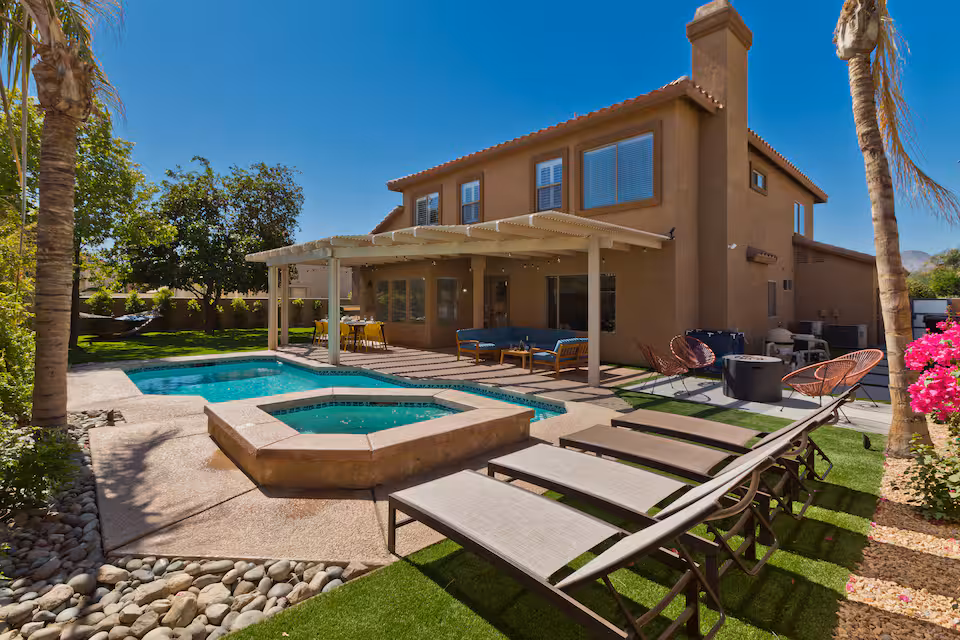 Lush Desert Living - photo 5
